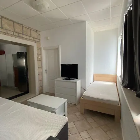 Apartamento Dbk 0 Apartman *